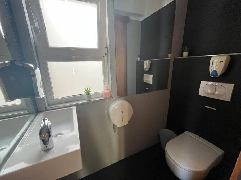 3 Bedroom, 2,5 Bathroom - Bairro Alto Residence Lisbon Exterior photo
