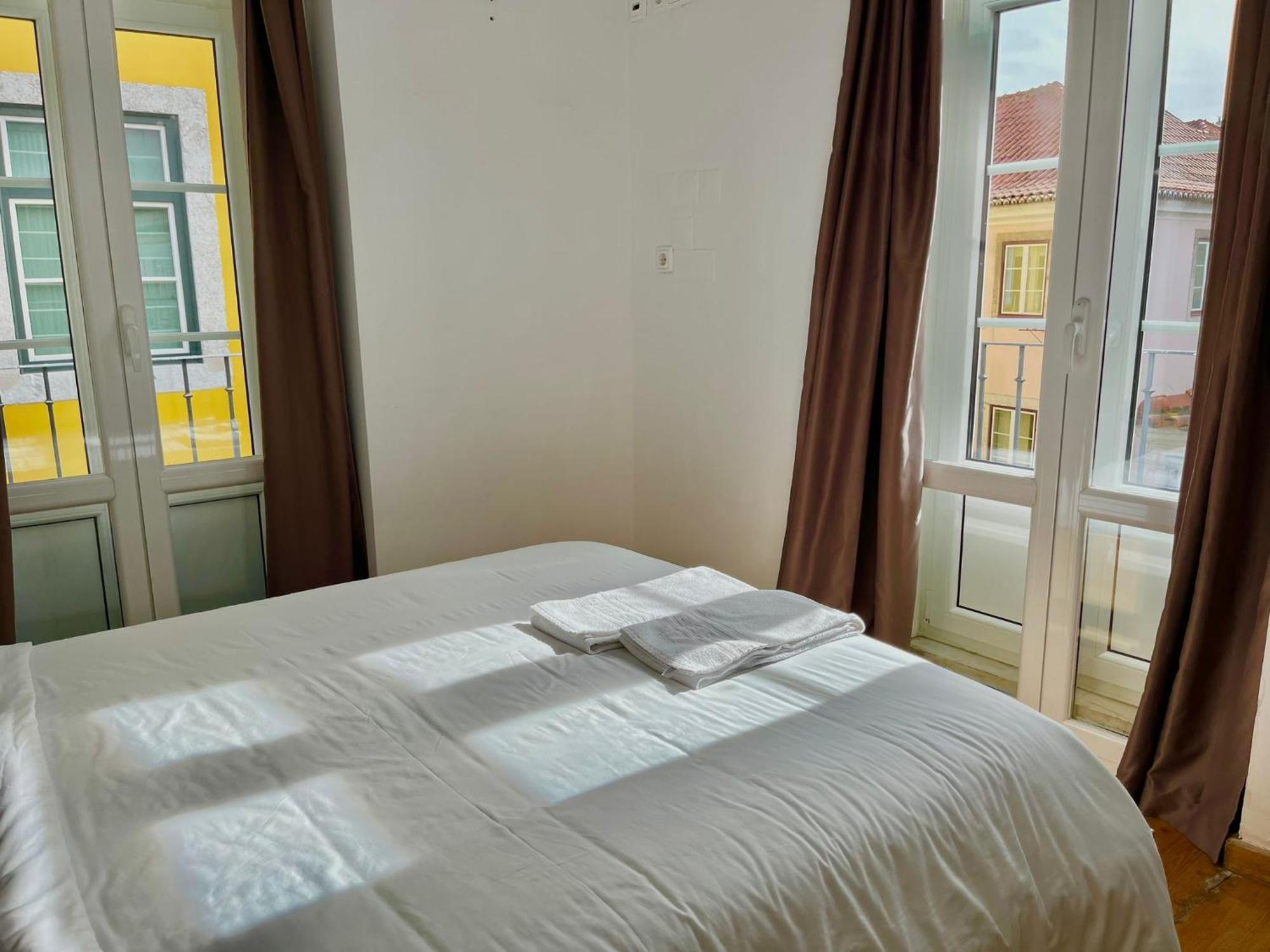 3 Bedroom, 2,5 Bathroom - Bairro Alto Residence Lisbon Exterior photo