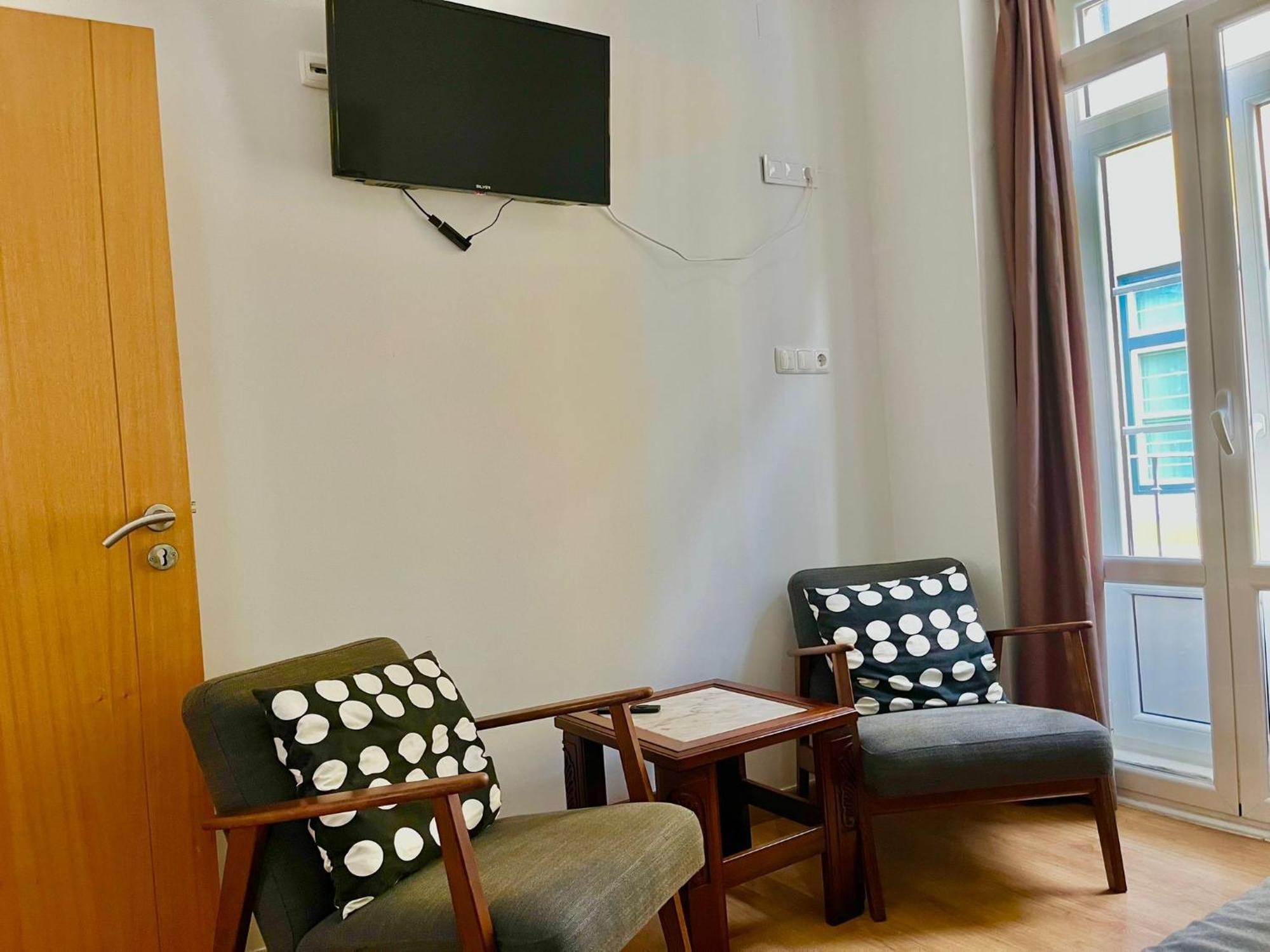 3 Bedroom, 2,5 Bathroom - Bairro Alto Residence Lisbon Exterior photo